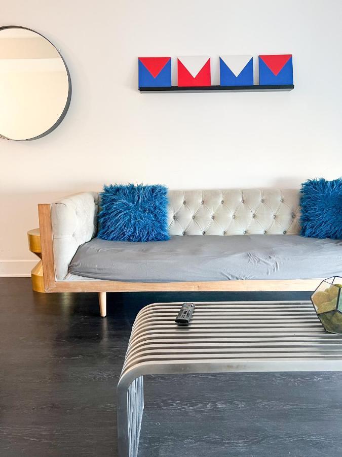 Apartment Uptown High Rise Unit Dtla